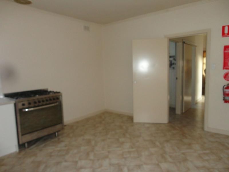 17 Paperbark Street, Doveton VIC 3177