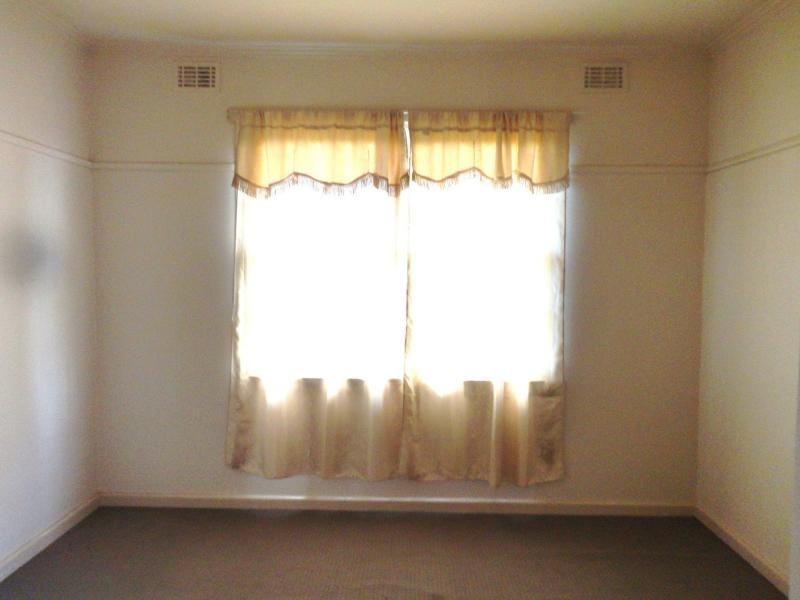 17 Paperbark Street, Doveton VIC 3177