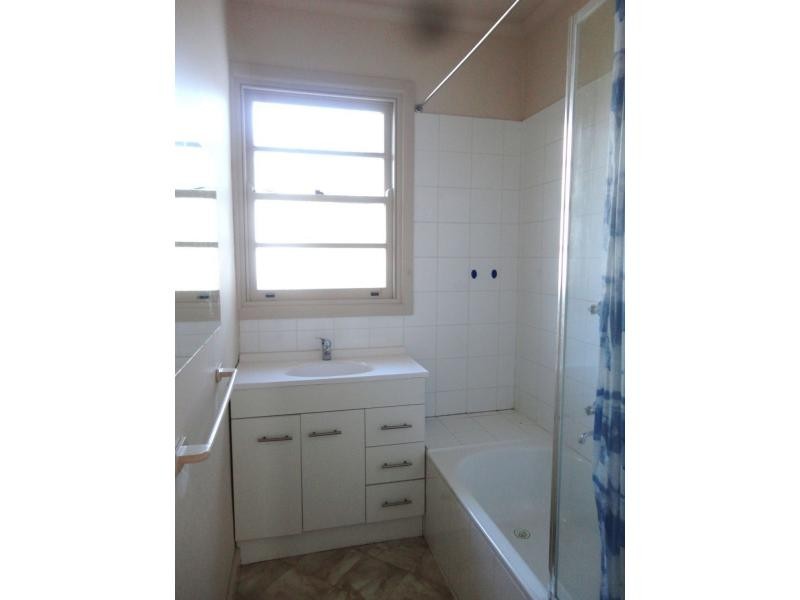 17 Paperbark Street, Doveton VIC 3177