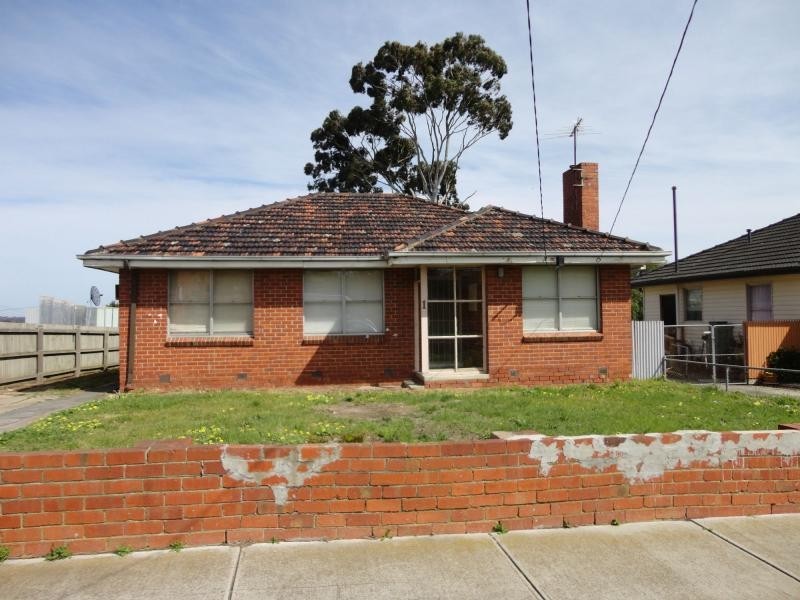 1 Photinia Street, Doveton VIC 3177