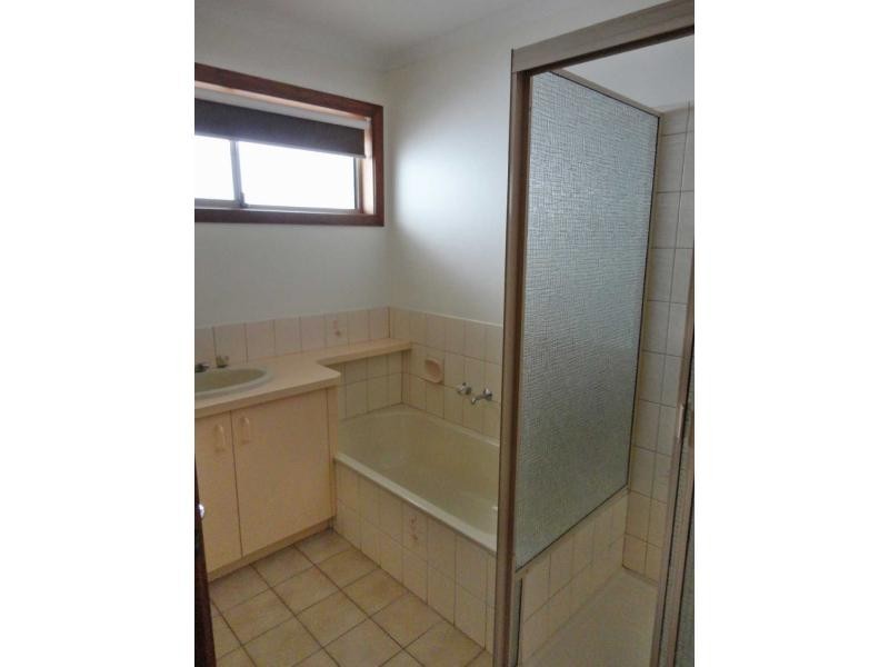 2/29 Kidds Road, Doveton VIC 3177