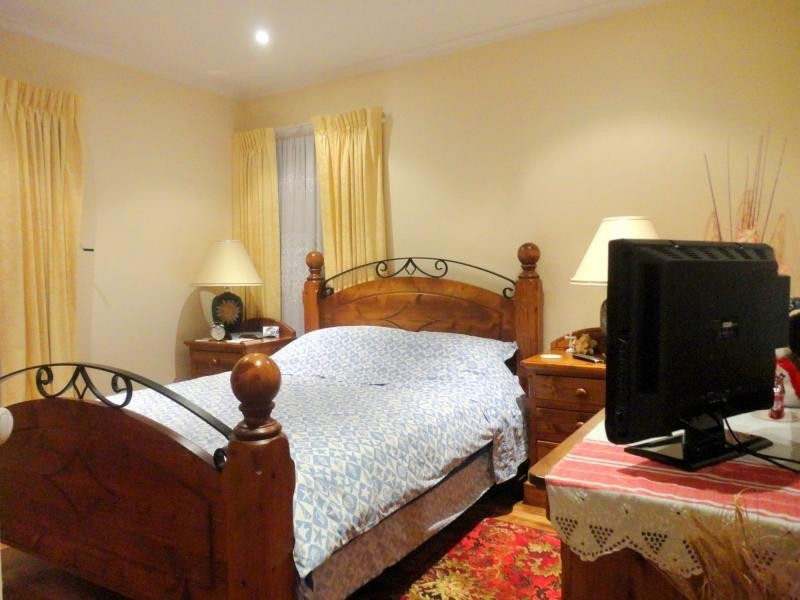 4 Blossom Drive, Doveton VIC 3177