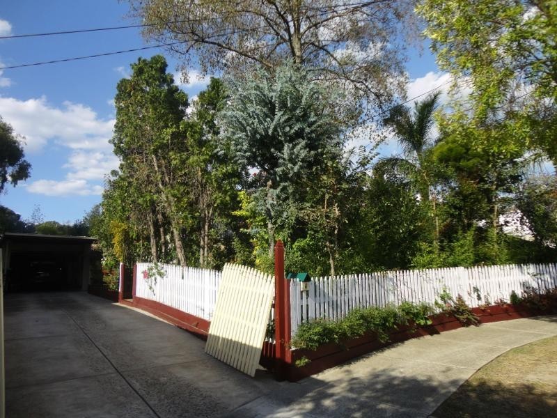 4 Blossom Drive, Doveton VIC 3177