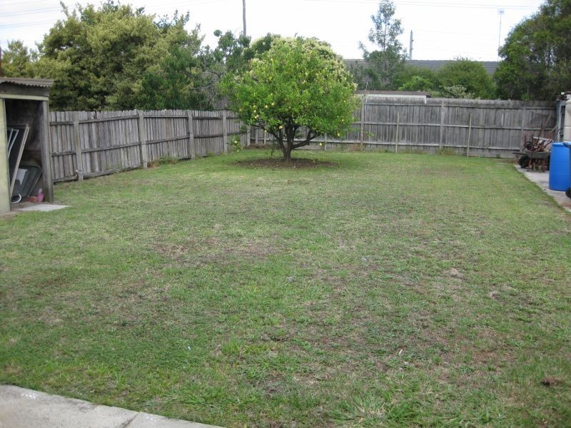 11 Ash Street, Doveton VIC 3177