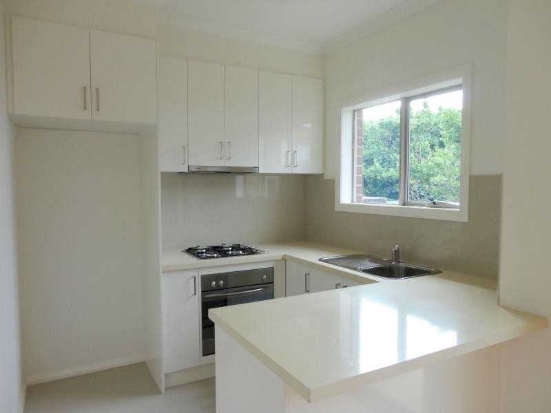 4 Stenocarpus Drive, Doveton VIC 3177