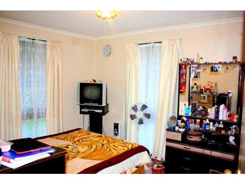 5 Gumbuya Close, Eumemmerring VIC 3177