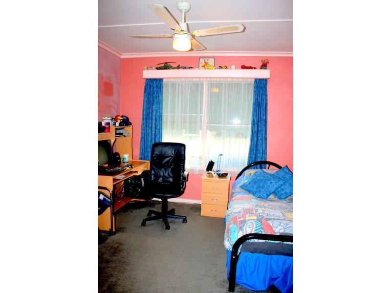 154 Power Road, Doveton VIC 3177