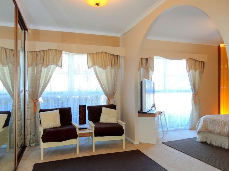 24 Kanooka Grove, Doveton VIC 3177