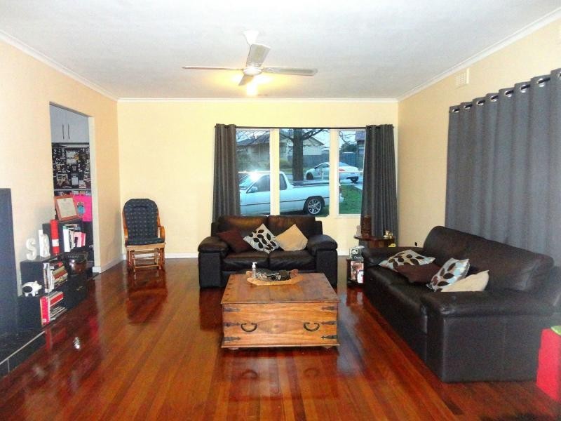 37 Ti-Tree Drive, Doveton VIC 3177