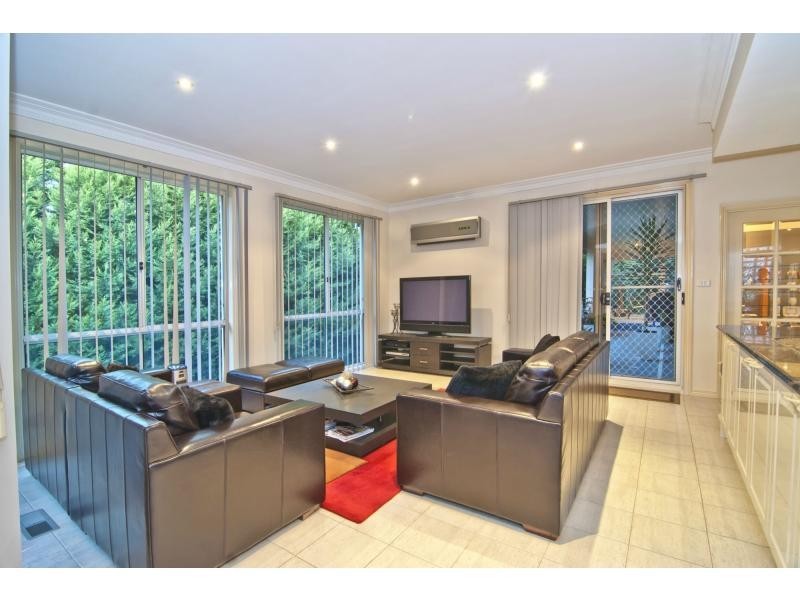 3 Finley Court, Endeavour Hills VIC 3802