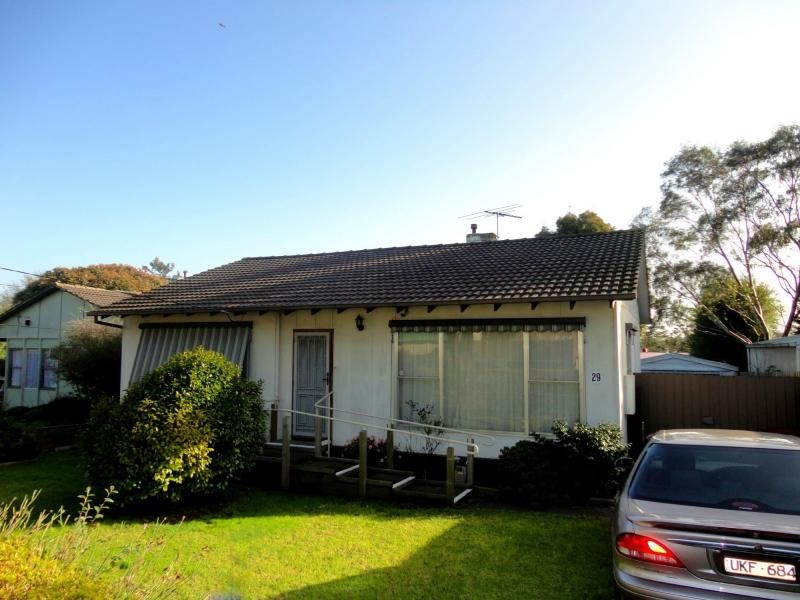 29 Nigra Street, Doveton VIC 3177