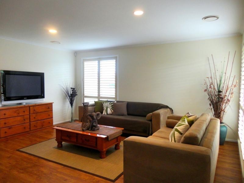 1 Rochelle Court, Narre Warren South VIC 3805