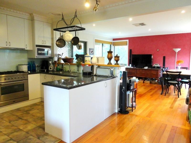 14 Ferguson Court, Eumemmerring VIC 3177