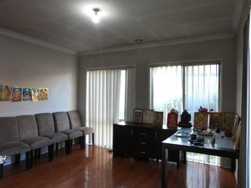 6A Prunus Grove, Doveton VIC 3177