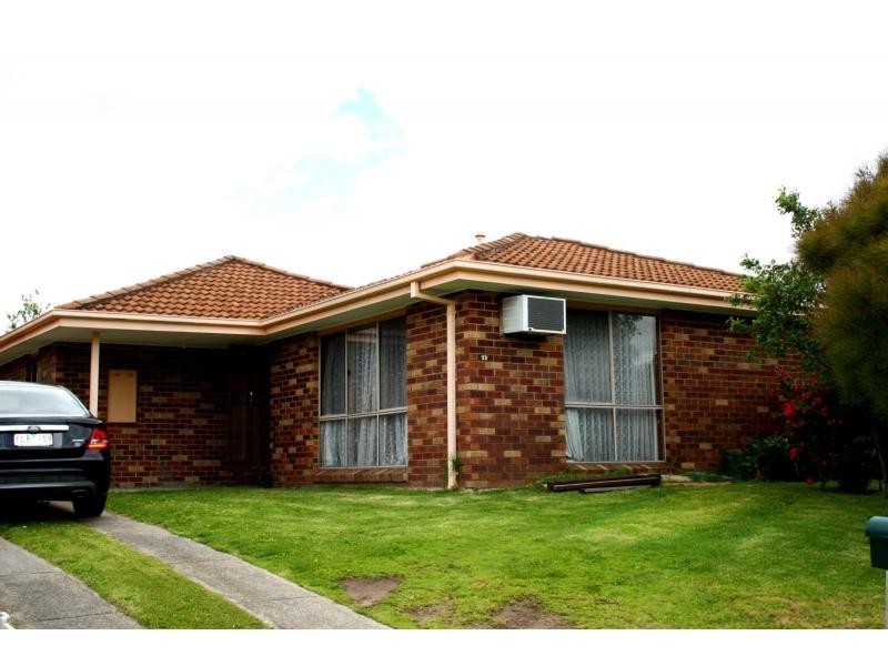 32 Leigh Court, Doveton VIC 3177