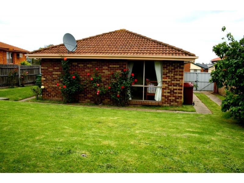 32 Leigh Court, Doveton VIC 3177