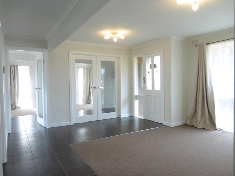 6 Dotterel Close, Doveton VIC 3177