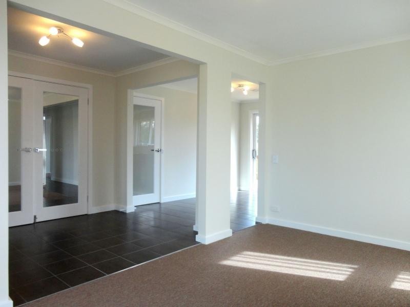 6 Dotterel Close, Doveton VIC 3177