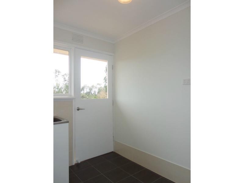 6 Dotterel Close, Doveton VIC 3177