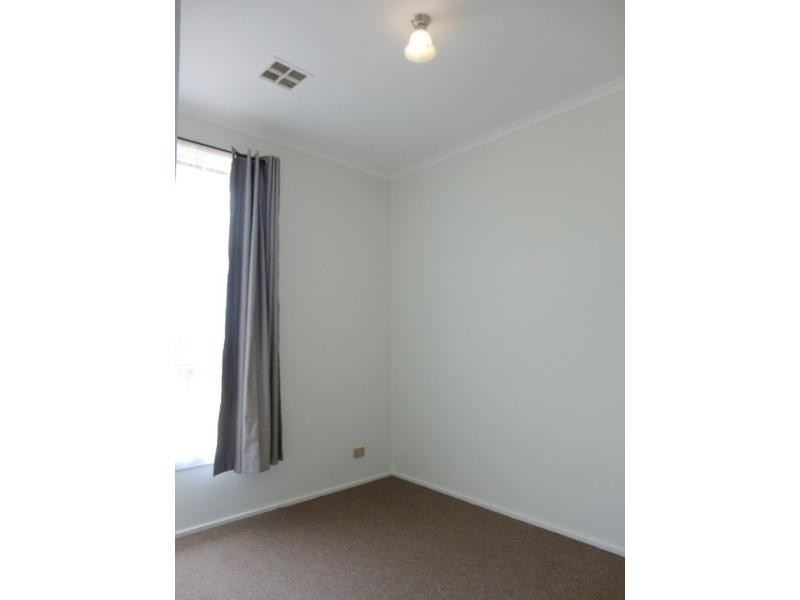 6 Dotterel Close, Doveton VIC 3177