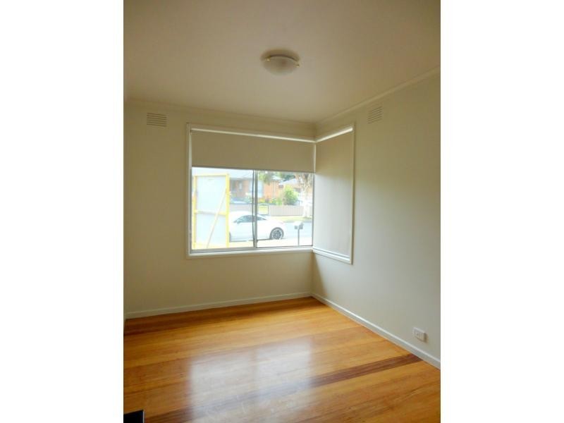 4 Essex Park Drive, Endeavour Hills VIC 3802