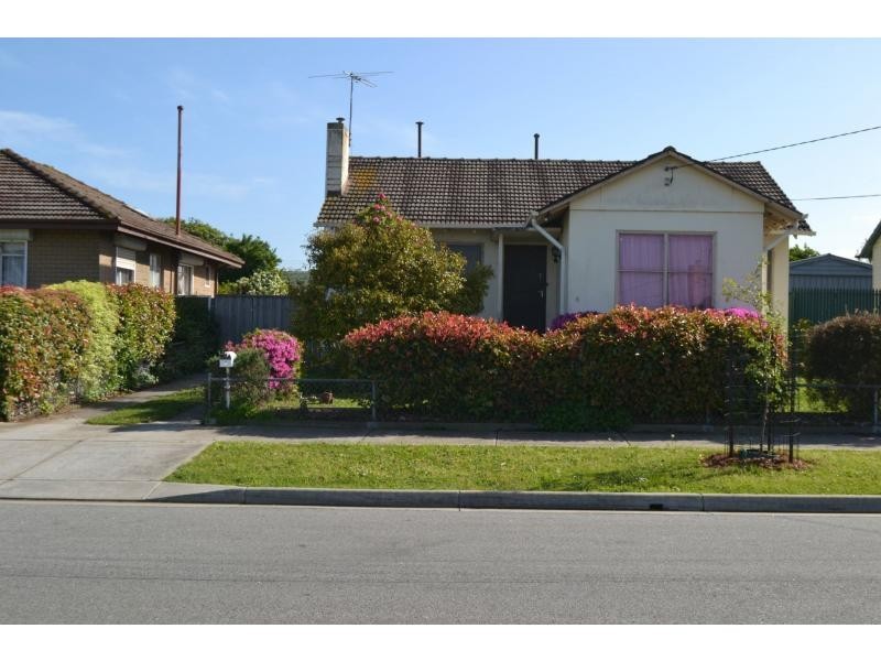 4 Catalpa Street, Doveton VIC 3177