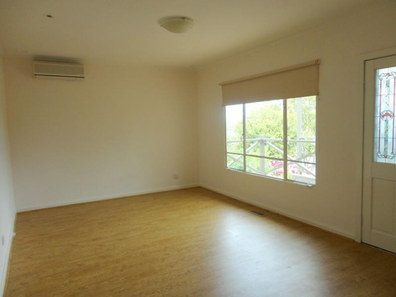 1/16 Sheoak Street, Doveton VIC 3177