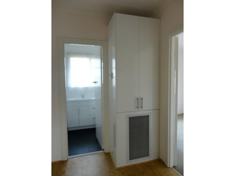 1/16 Sheoak Street, Doveton VIC 3177