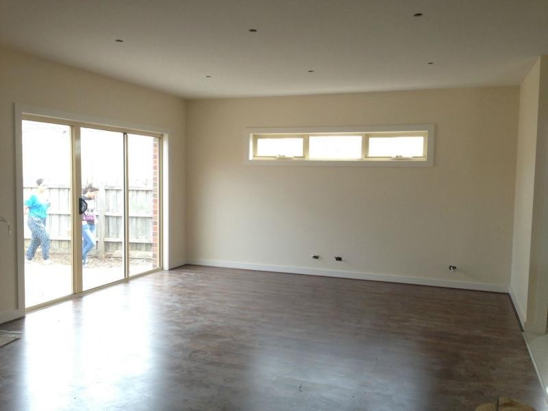 2/2 Wattle Drive, Doveton VIC 3177