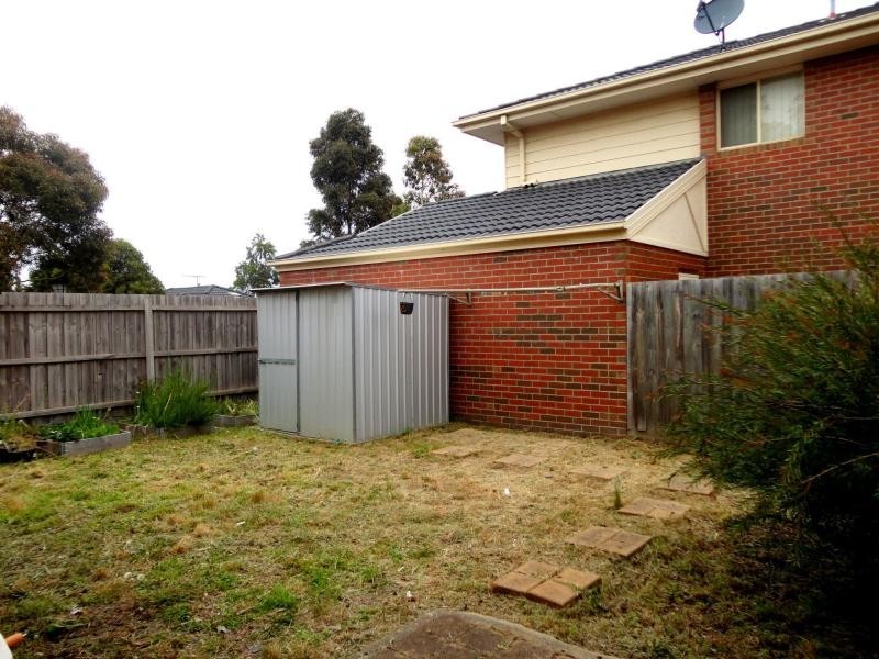 33/4 Paydon Way, Hampton Park VIC 3976