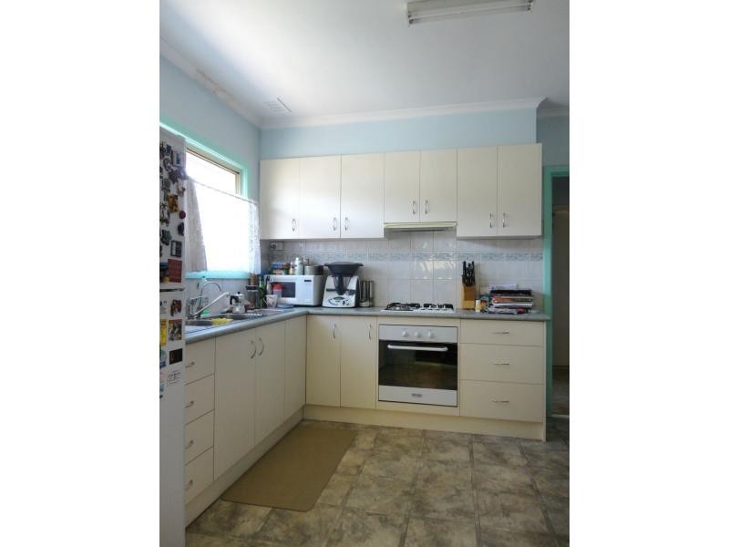 6 Ash Street, Doveton VIC 3177