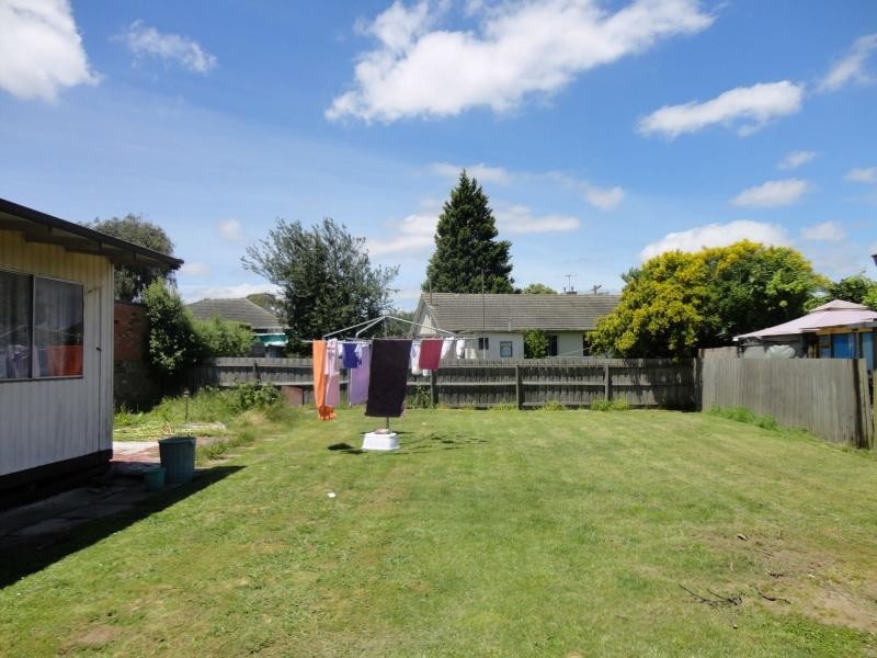 6 Ash Street, Doveton VIC 3177