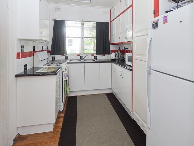 30 Chestnut Road, Doveton VIC 3177