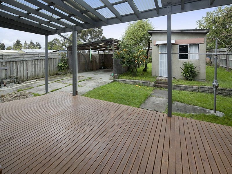30 Chestnut Road, Doveton VIC 3177
