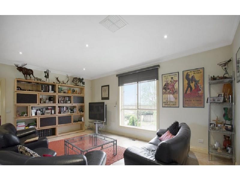 29 Rosemont Drive, Narre Warren VIC 3805