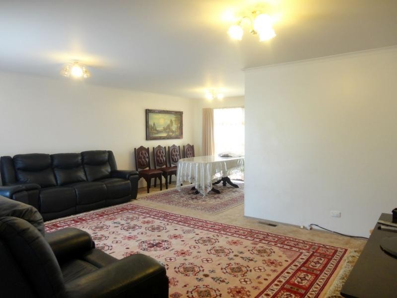 5 Reedy Court, Hallam VIC 3803