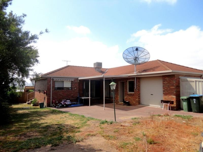 5 Reedy Court, Hallam VIC 3803