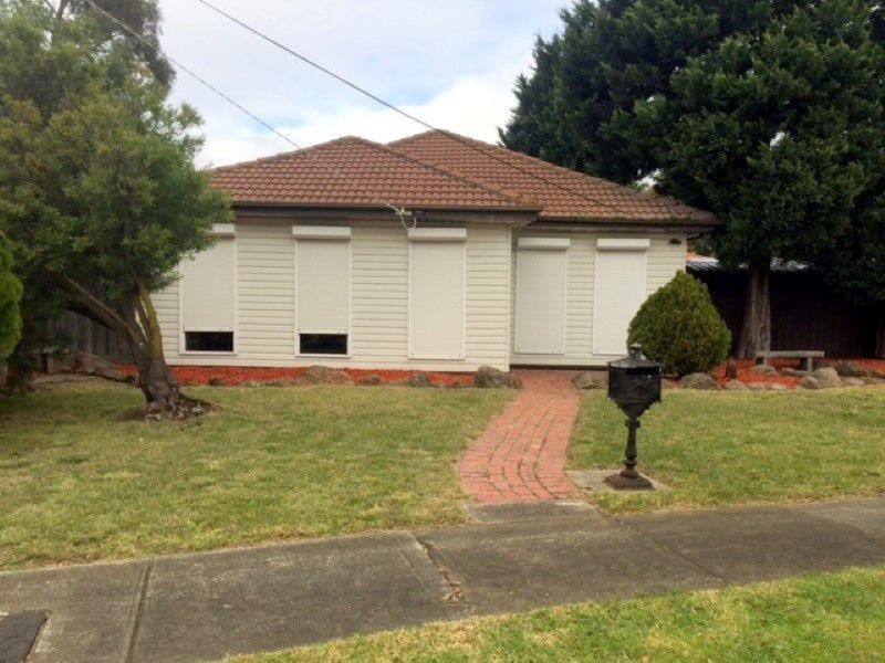 32 McLennan Street, Eumemmerring VIC 3177