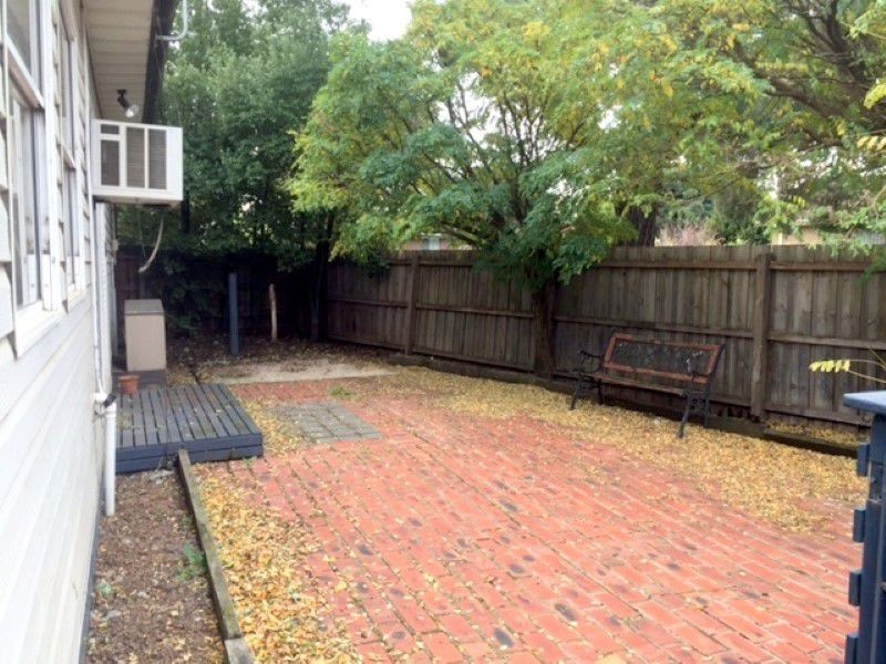 32 McLennan Street, Eumemmerring VIC 3177