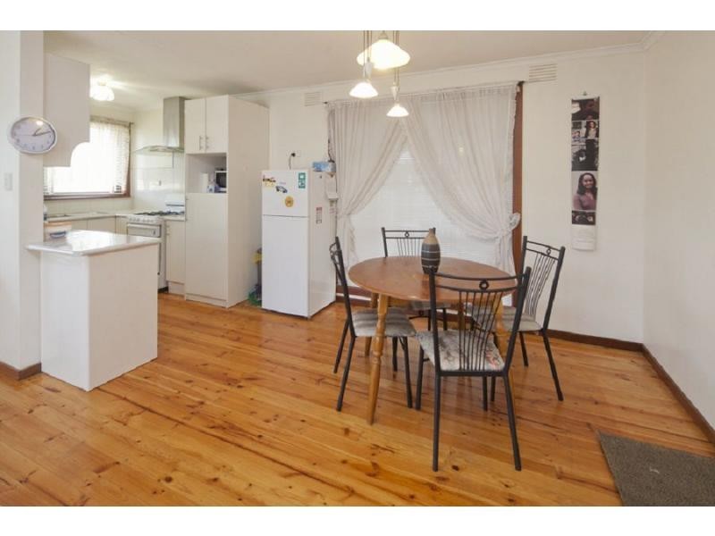 2/2 Butler Street, Eumemmerring VIC 3177