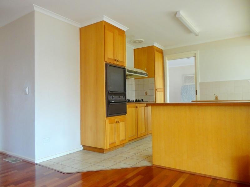 16 Marjoram Close, Hallam VIC 3803