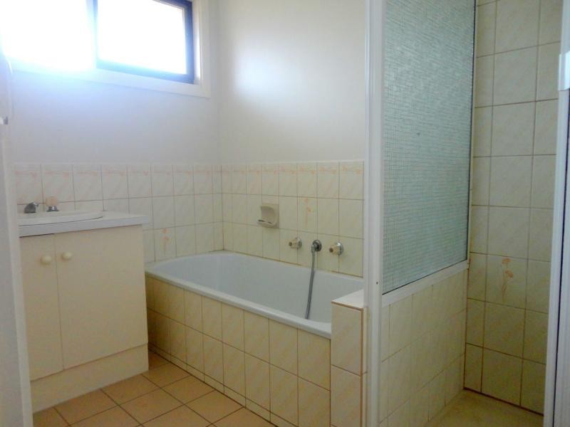 16 Marjoram Close, Hallam VIC 3803