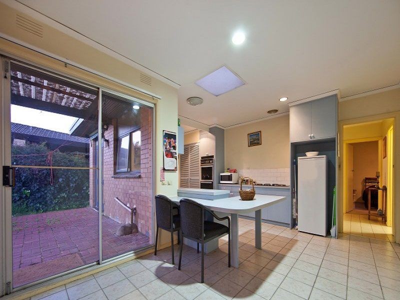 5 Oaklands Crescent, Frankston VIC 3199