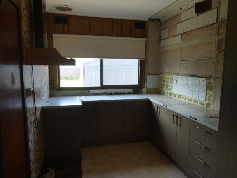 393 Frankston Dandenong Road, Frankston North VIC 3200