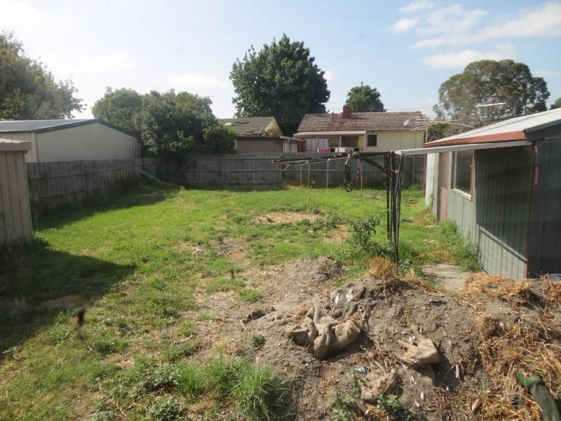393 Frankston Dandenong Road, Frankston North VIC 3200