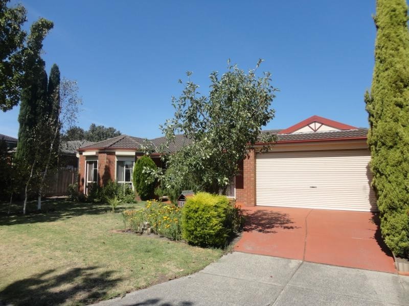 24 Botanical Grove, Doveton VIC 3177