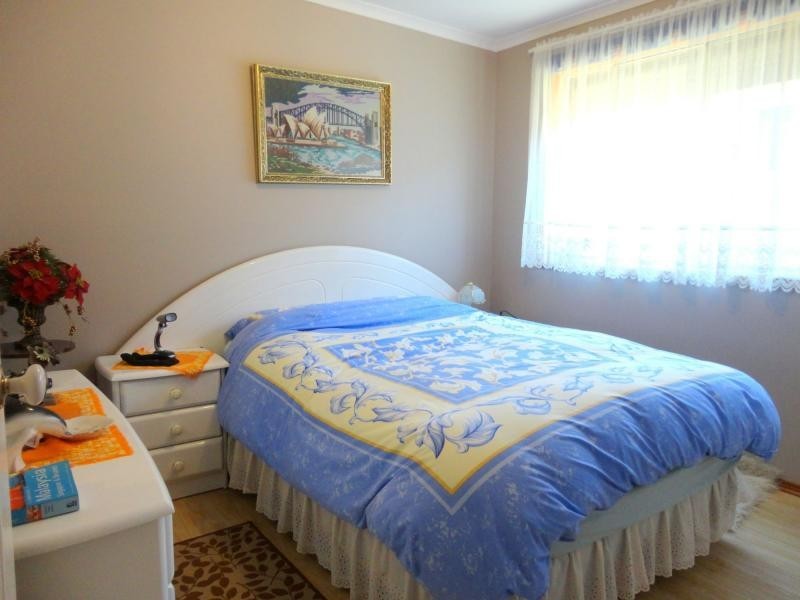 24 Botanical Grove, Doveton VIC 3177