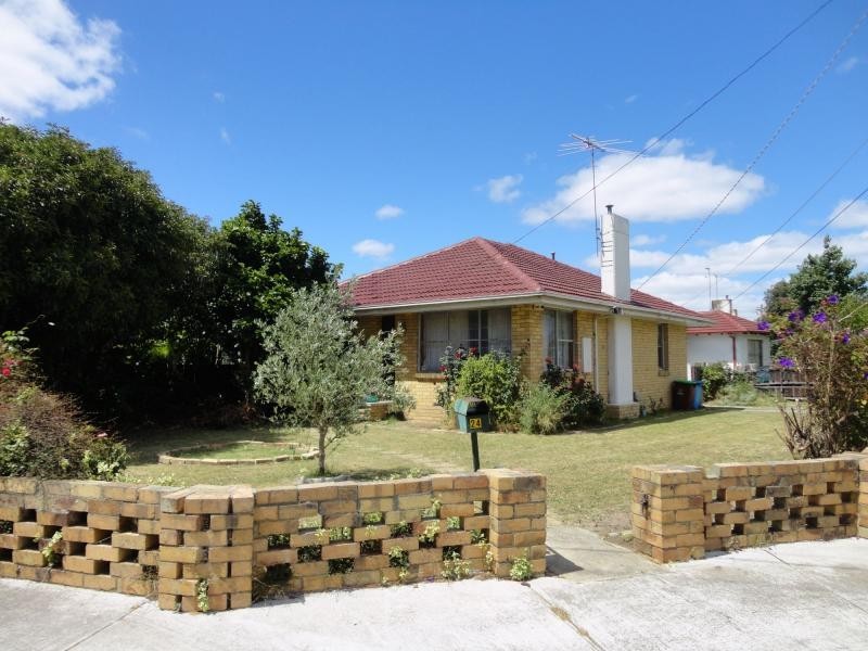 24 Betula Street, Doveton VIC 3177