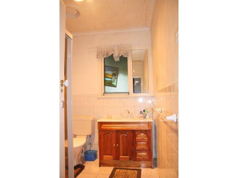 60 Doveton Avenue, Eumemmerring VIC 3177