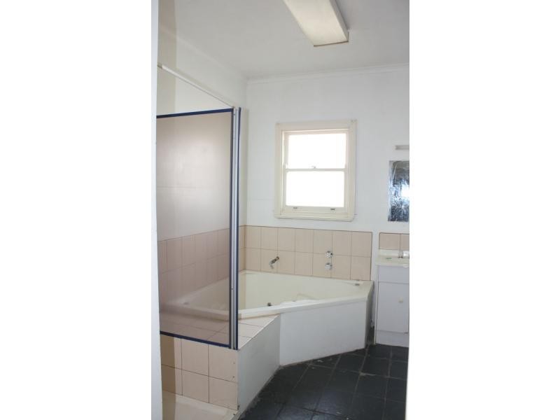 19 Allison Avenue, Eumemmerring VIC 3177